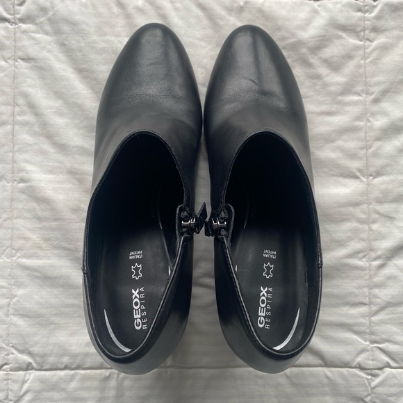 BRAND NEW GEOX High Heel Ankle Bootie - Picture 3 of 5